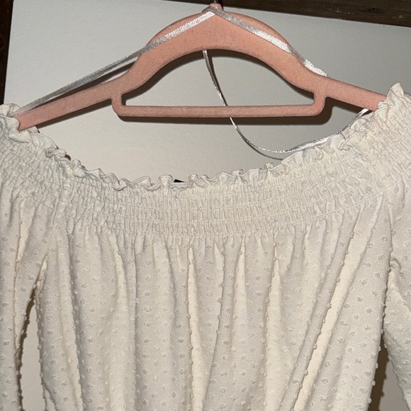 Divided White Textured Off-Shoulder Blouse - Picture 4 of 6
